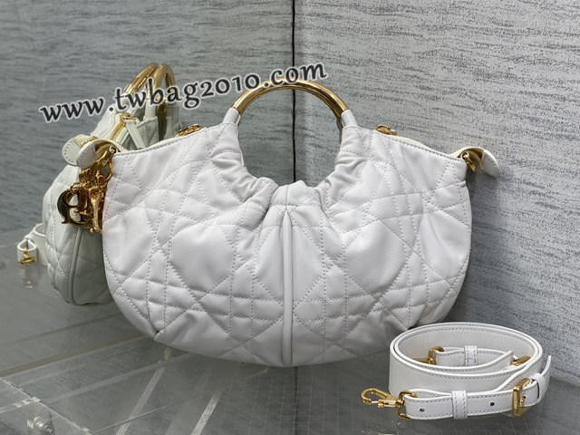 Dior专柜新款迪奥顶级原单2025新款饺子包手提女包 djfk1157